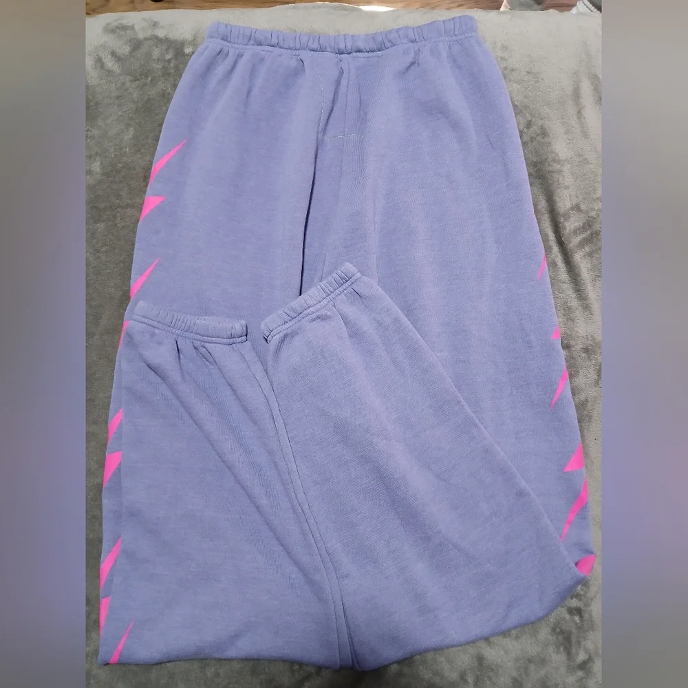 Aviator Nation Lavender Sweatpants with Pink Lightning Bolts - Picture 5 of 8